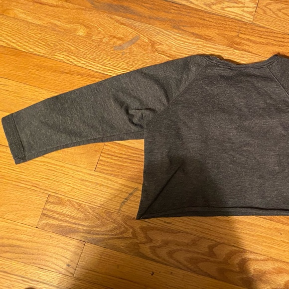 Random Hearts😃🎀Crop Sweatshirt - Picture 3 of 5